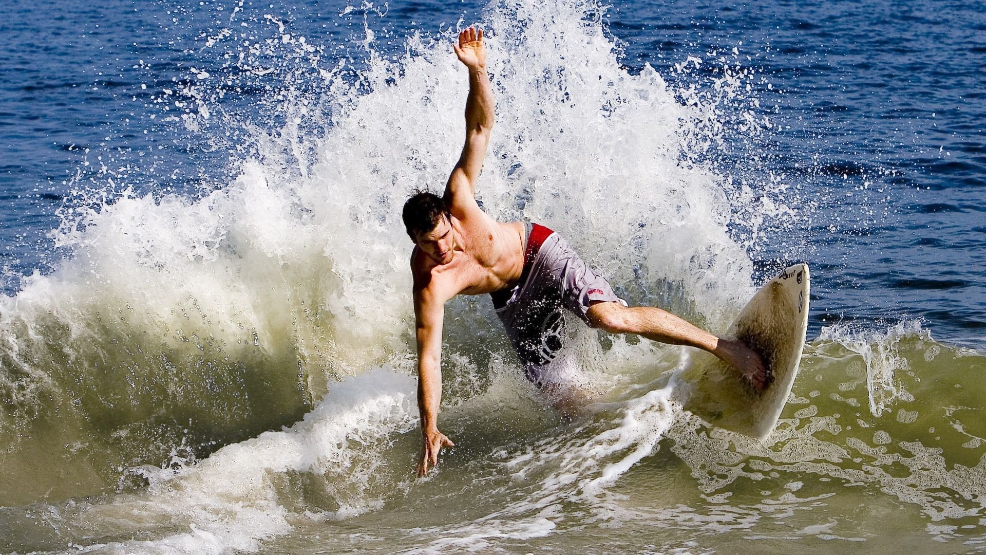 逆袭成功！登贝莱华丽蜕变成金球奖得主，看过登贝莱踢球的都是老球迷了